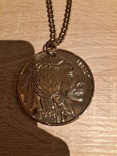 Liberty 1935 United states of America necklace costume jewellery Postage included