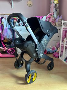 Doona I with isofix base and rain cover