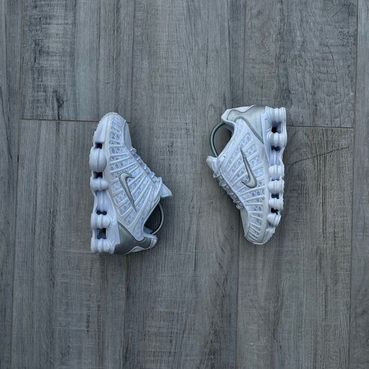 Nike Shox Women's
