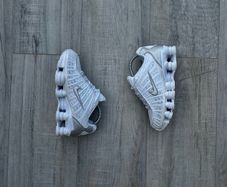Nike Shox Women's