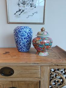vases