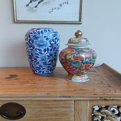 vases