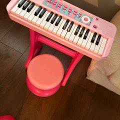 Big Steps Musical Keyboard and Stool Pink