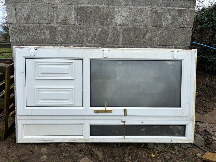 Free door