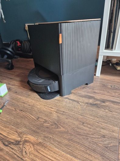 iRobot Roomba Combo j9+ | Self-Emptying Vacuum & Mop | Excellent Condition