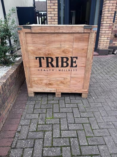 Free wooden box