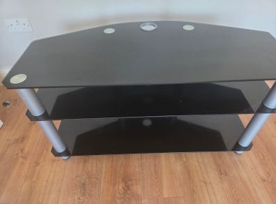 TV stand, suits TV upto 43 inch