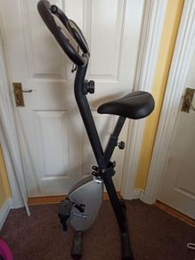 Foldable exercise bike