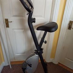 Foldable exercise bike