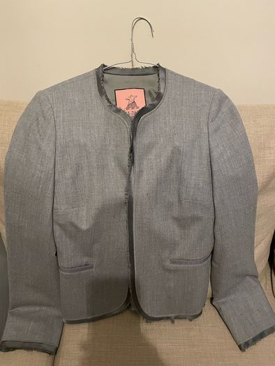 Pink wool blazer in grey size 6