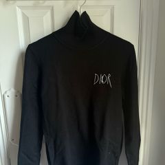 Turtle neck jumper in black