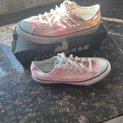 Converse size 5
