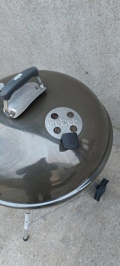 Weber Kettle 57 BBQ Charcoal Grill