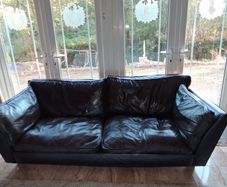 large 2/3 seater Italian leather sofa