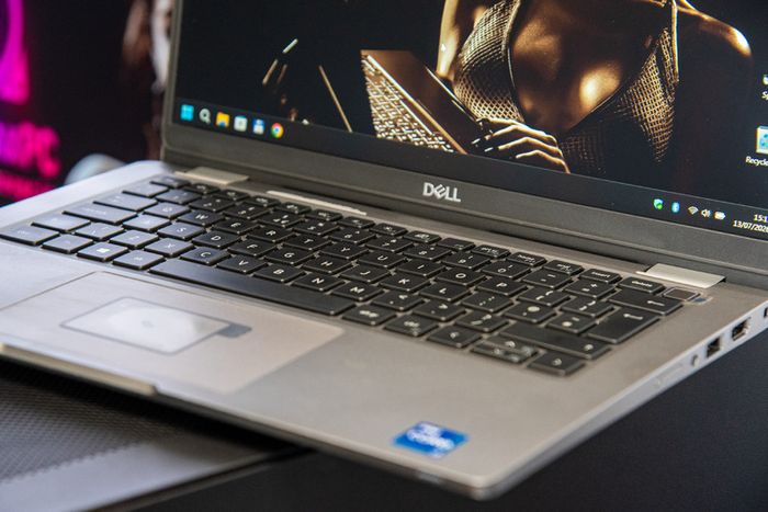 Dell Latitude 5320 Business Laptop | Intel Core i7-1185G7 | 16GB RAM | 512GB NVMe SSD | Intel Iris Xe Graphics | Windows 11 Pro