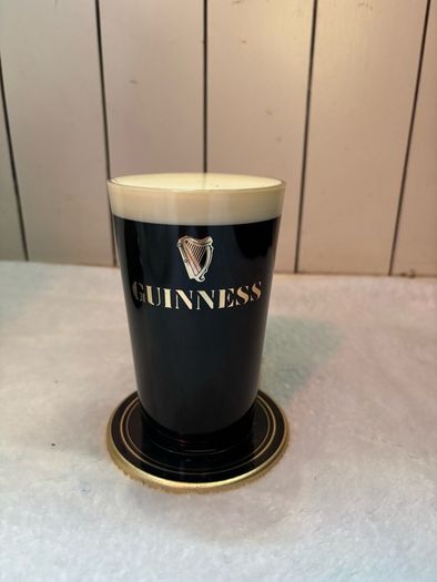 Guinness font
