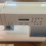 Singer Quantum 9910 Sewing Machine Image 2