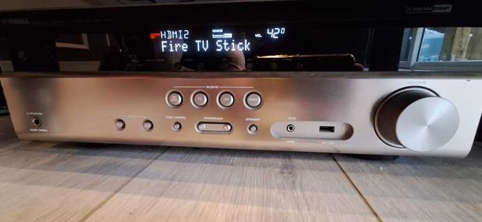 Yamaha RX-V379 AV Receiver Amplifier