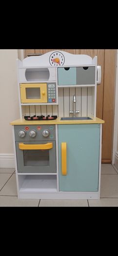 Kids kitchen