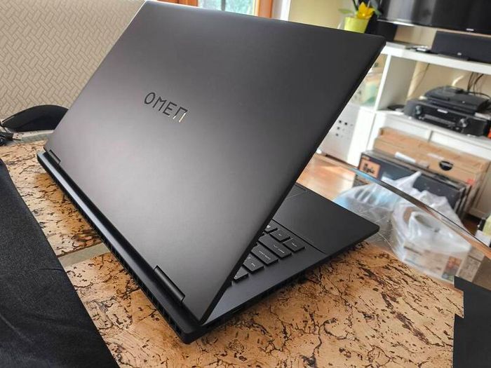 Brand New Gaming Laptop Hp Omen Intel i5 13420H 8/12 RTX4050 6GB 120W GDDR7 16GB DDR5 5600mhz 512GB NVMe PCIE 4.0 16.1" 1080p 144hz Ips 250nits Win11 RGB