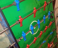 foot ball table top with 1 ball