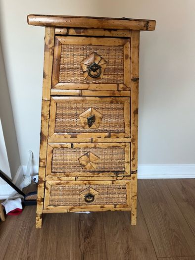 wicker unit