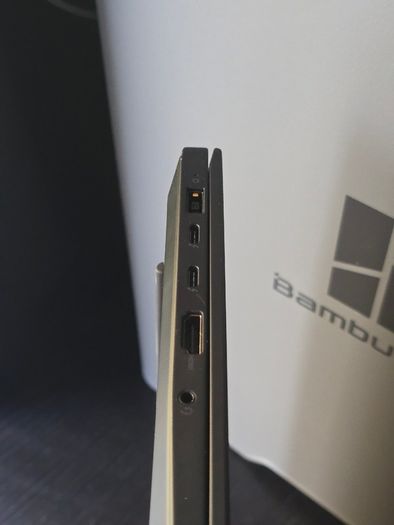 Lenovo Thinkpad P1 Gen 4 i7-11850H | 64GB | A2000 | 512GB | 4k