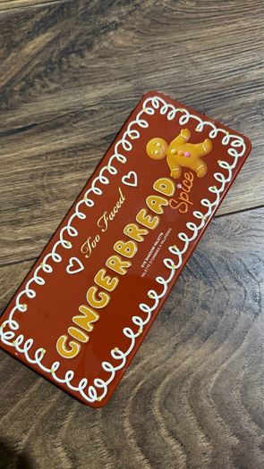 Too faced ginger bread palette limited edition
