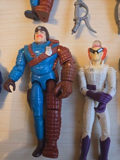 cops n crooks vintage 1980s figires