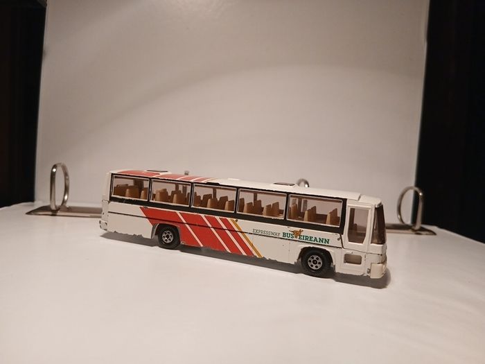 Bus Eireann model
