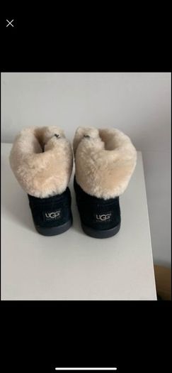 kids Uggs size 6