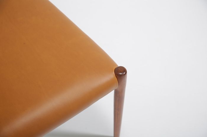 Mid Century Set of 8 x Teak and Tan Leather Dining Chairs Model 82 by Niels Otto Moller, 1960s