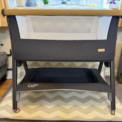 Bedside crib+coasters(cot wheels)