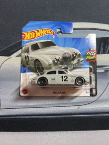Hot wheels Jaguar MK1