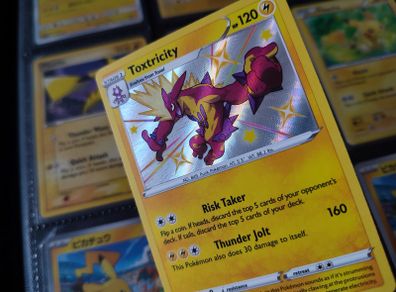 Toxtricity ! Shiny Rare ! Baby Shiny ! from Shining Fates Set ! 2021 ! Pokemon Card !