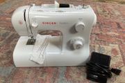 Singer Tradition 2282 sewing machine