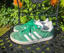 Adidas Gazelle Youth Trainers Size Uk3 EU35.5