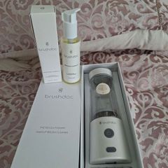 Brushdoc Makeup Brush Cleaner and Cleansing oil