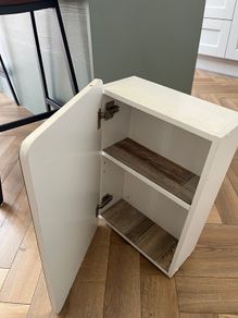 mirror cabinet