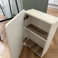 mirror cabinet