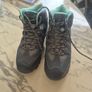 hiking boots size 4 Image 3