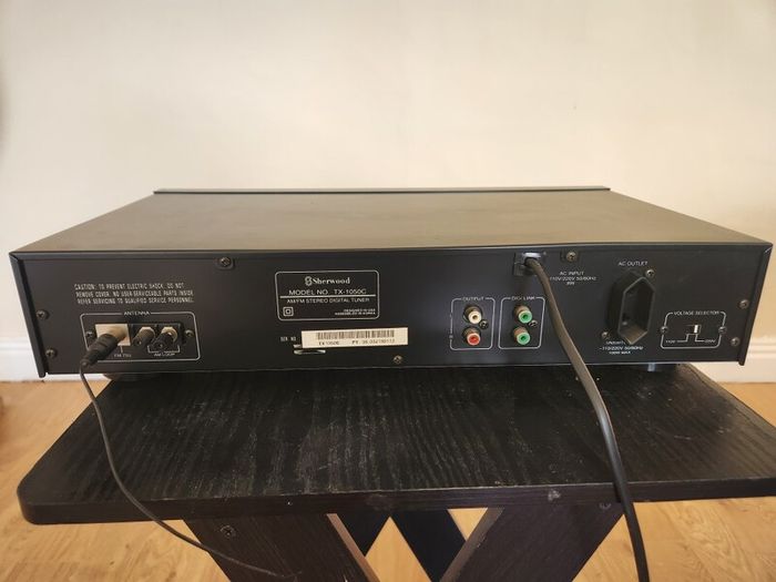 Sherwood AX-3030R integrated amplifier and Sherwood TX-1050C  tuner