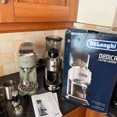 De'Longhi Dedica Espresso Machine Dedica Coffee Grinder Set