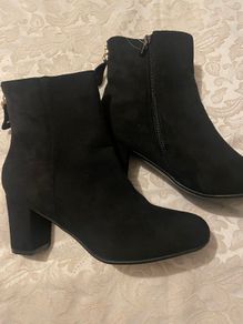 Black Ankle Boots- Size 40 - 7cm Heel - Side Zip