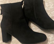 Black Ankle Boots- Size 40 - 7cm Heel - Side Zip