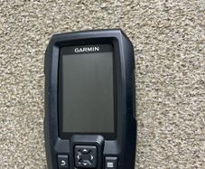 Garmin Striker 4cv Fish Finder + transducer