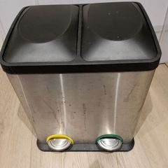 Dual Compartment Recycling Pedal Bin. Soft Close