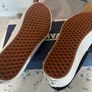 Vans Trainers NEW Image 4