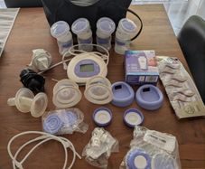 Lansinoh Double Electric Breast Pump & Accessories