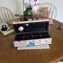 Tea box 8 compartments